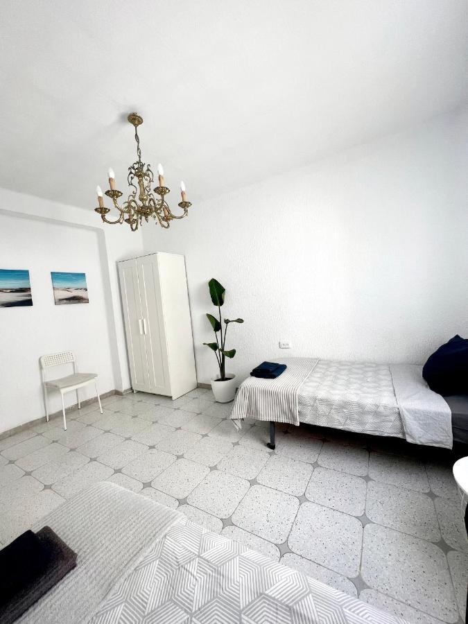 Sweets Rooms On The Beach Valencia Bagian luar foto